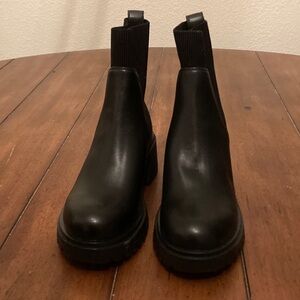 Steve Madden Chunky Lug Sole Boots